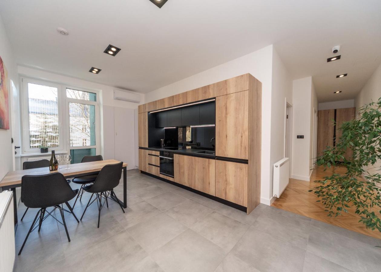 Pokoje Centrum Bielsko-Biała Exteriör bild